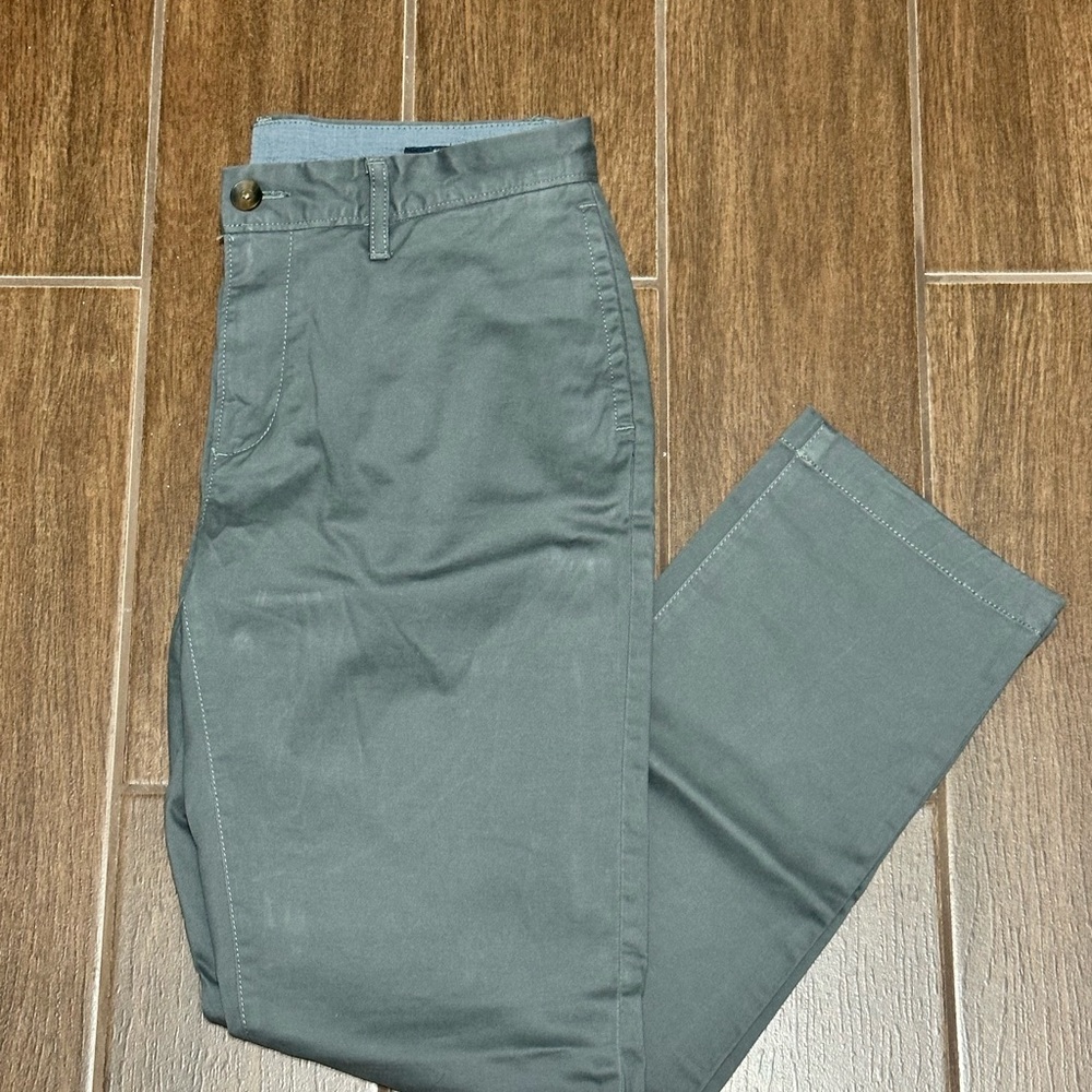 Men's Classic Gray Chinos